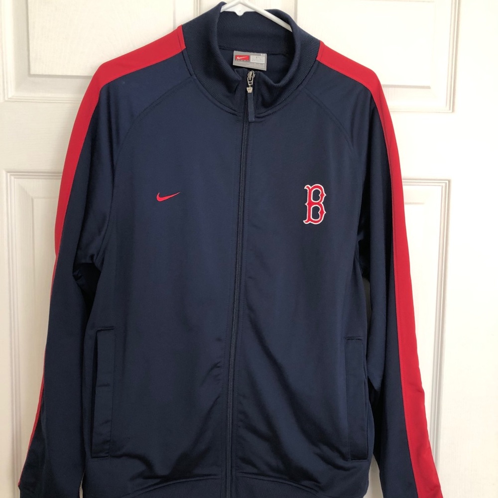 Men’s size medium Nike Boston Red Sox jacket
